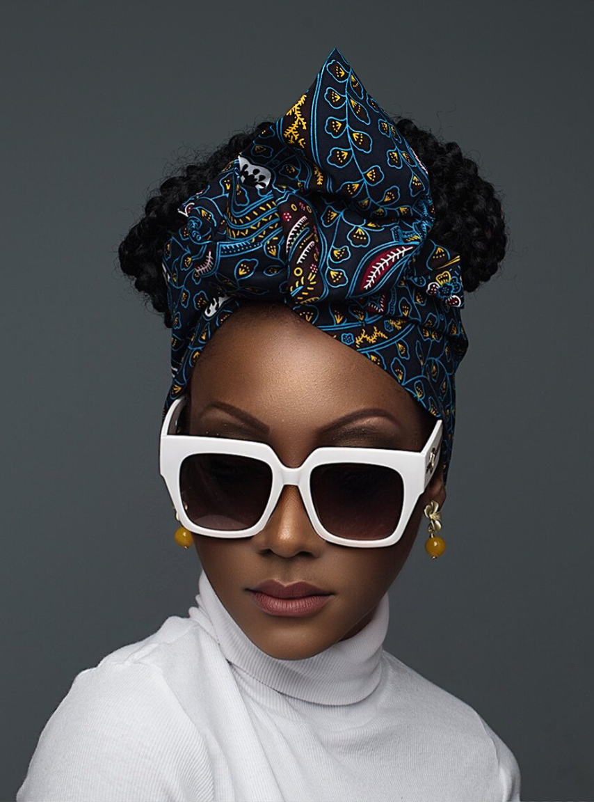 A Trendy Wire Headwrap Adorned with Chic Yellow Details