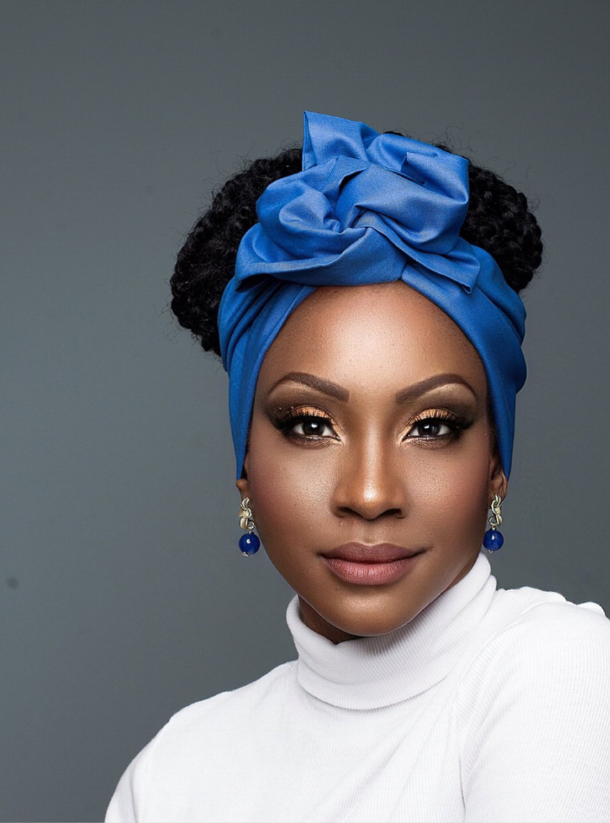 royal blue Wired headwrap,Wired headband.vibrant This headwrap is not only stylish but also functional. It helps keep your hair off your face and neck, keeping you cool, calm, and collected. No more sticky hair moments ruining your summer fun! Wire Headwrap perfect gift for her on Valentines Day. African American Headwrap, Twist Head Wrap, Flexible Wire Head Wrap, Top Knot, Turban, Vibrant Twist Tie, Versatile Wire Headband, Best Wire headwrap, head wraps for woman. Wire Headband