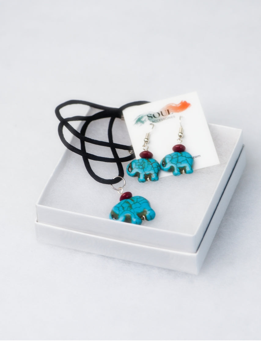 Elephanth Howlite Necklace and Earrings 5