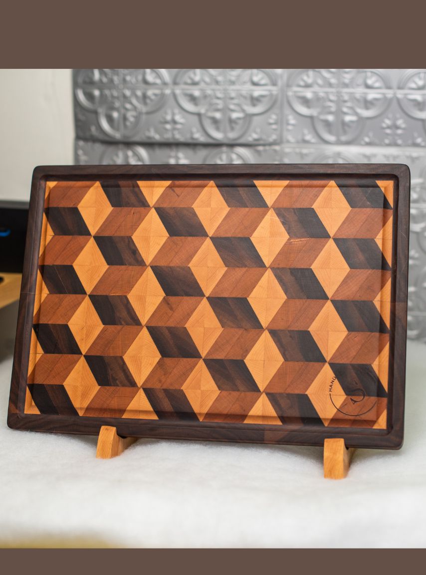 3D Edge Grain Cutting Board -  Maple, Walnut